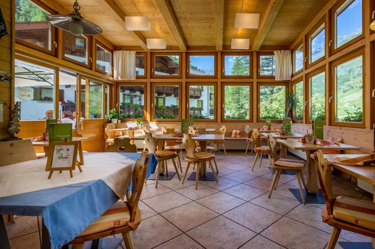 Hotel Restaurant Rosmarie Pfelders Dış mekan fotoğraf