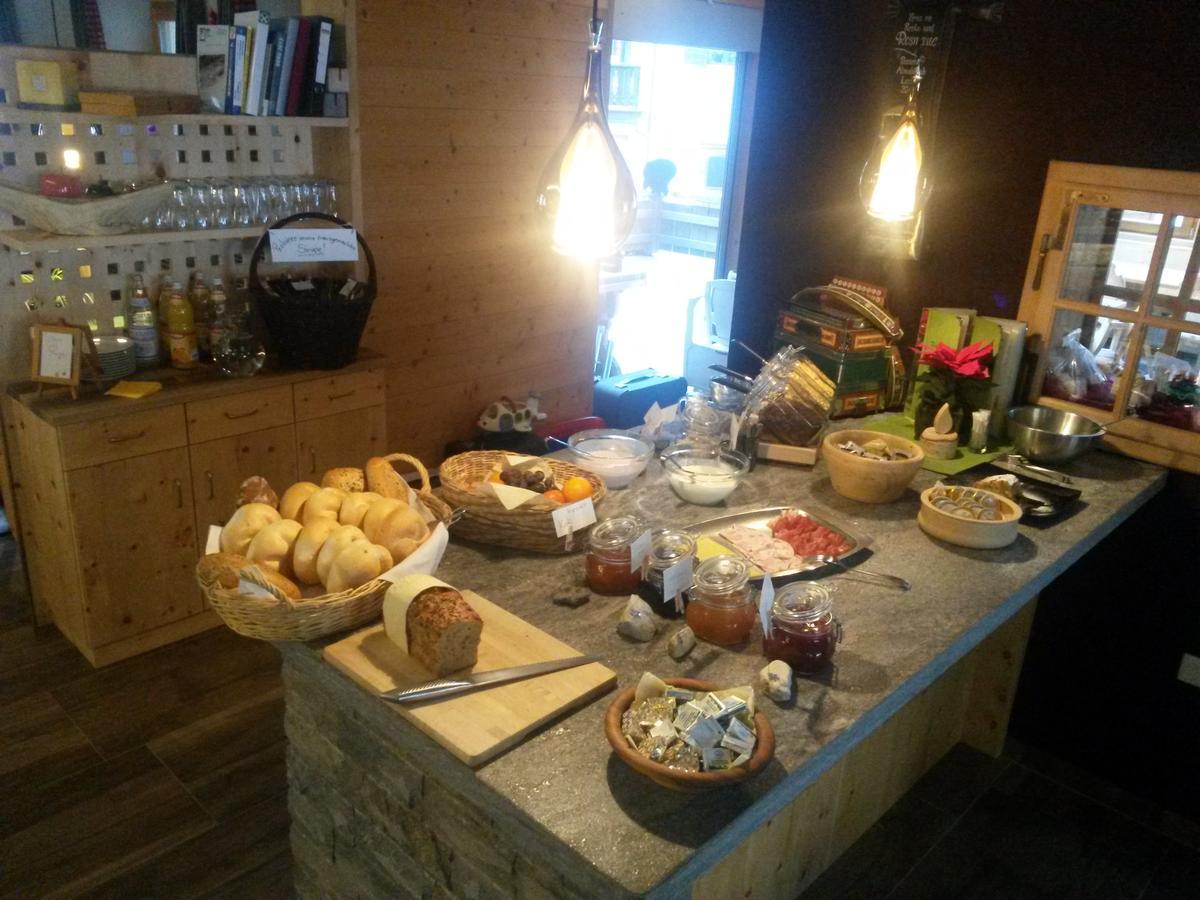 Hotel Restaurant Rosmarie Pfelders Dış mekan fotoğraf