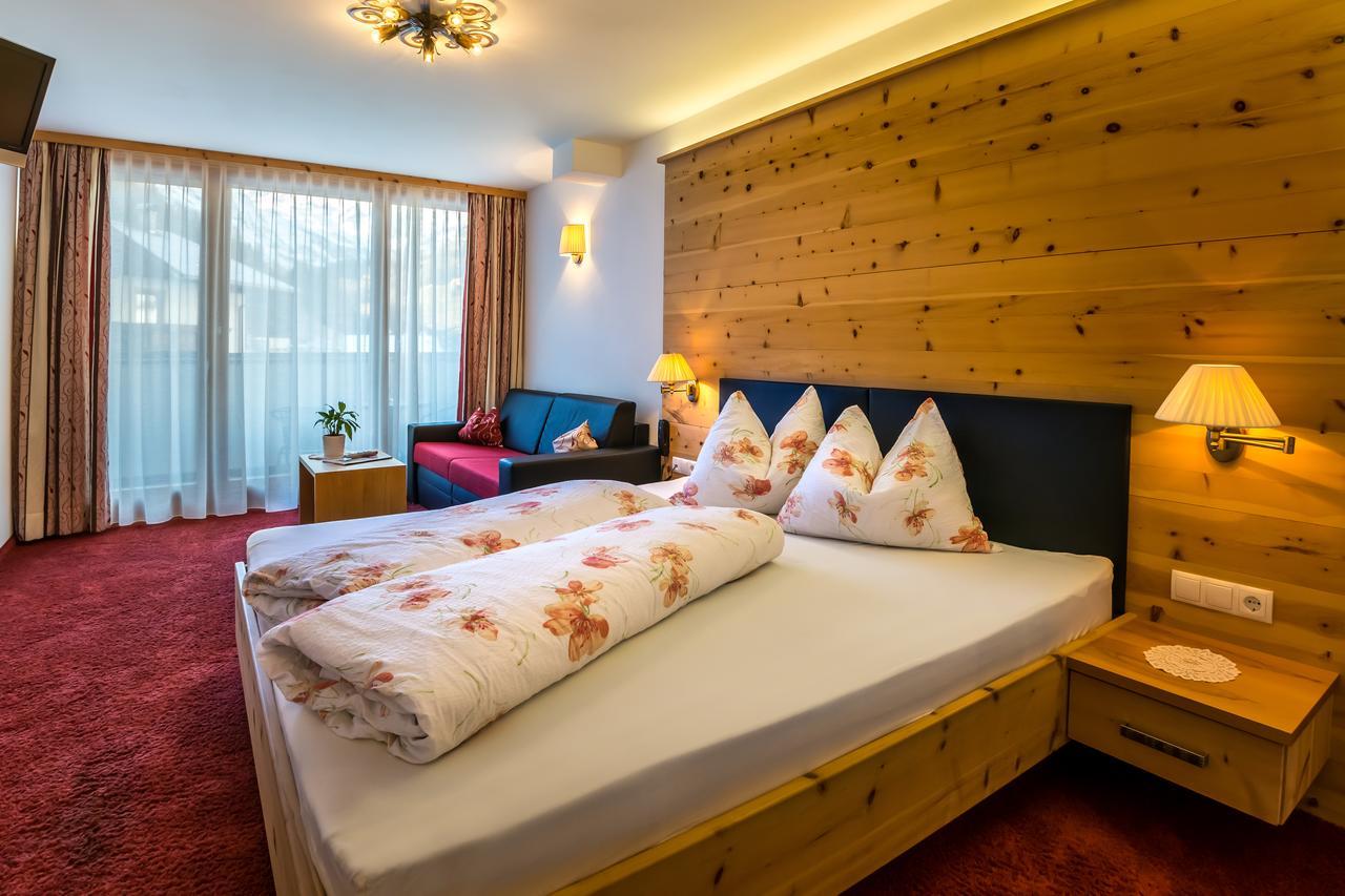 Hotel Restaurant Rosmarie Pfelders Dış mekan fotoğraf