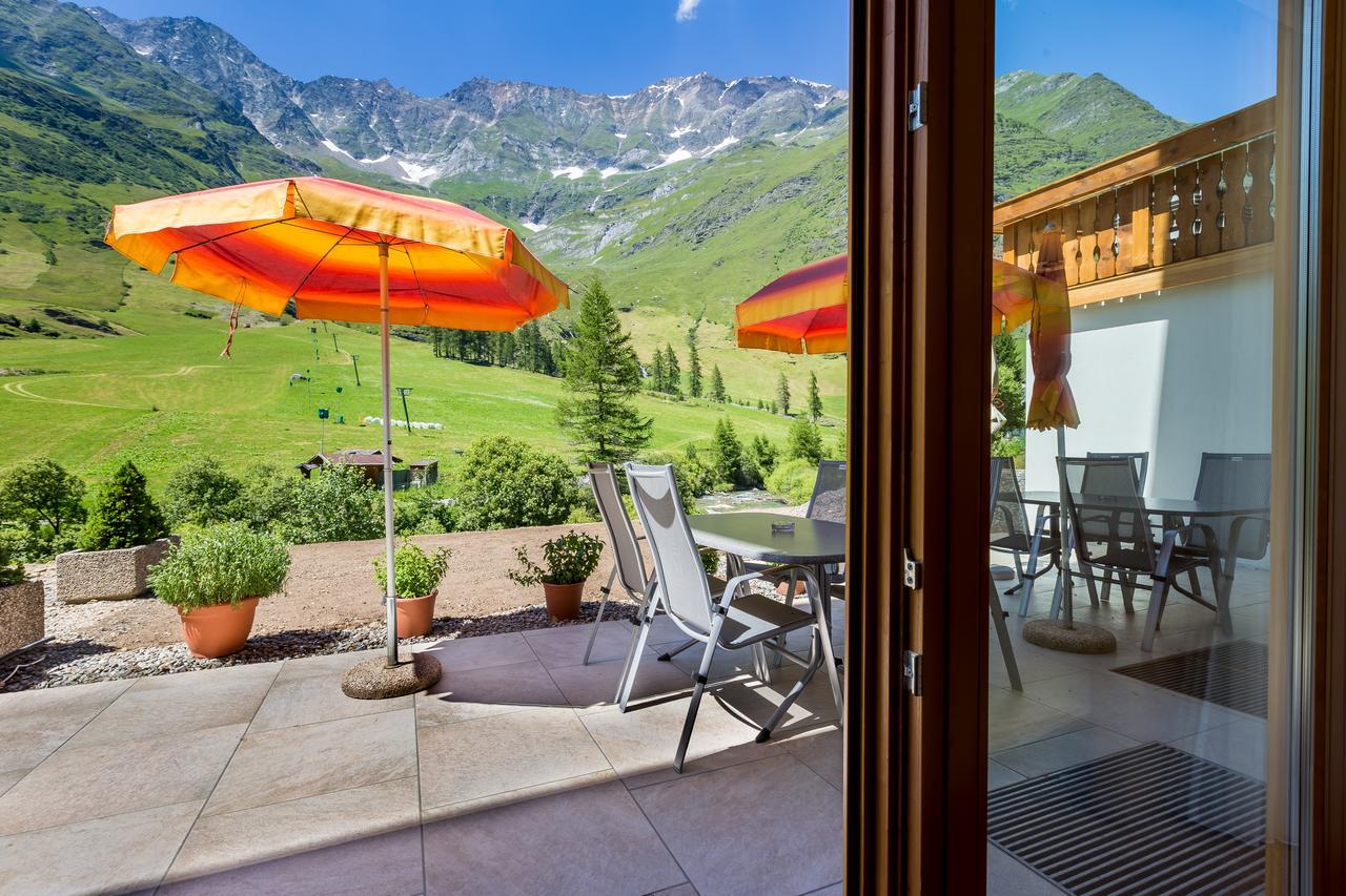 Hotel Restaurant Rosmarie Pfelders Dış mekan fotoğraf